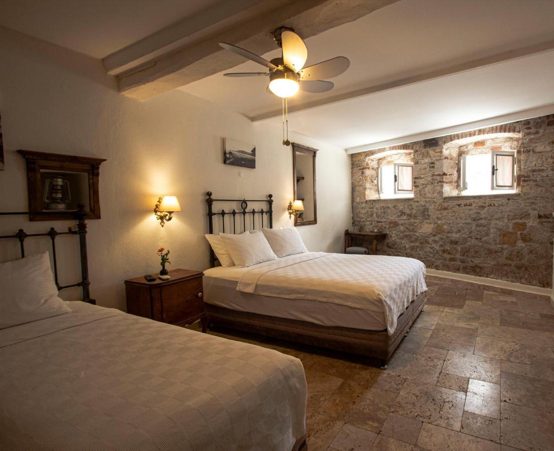 Hotel Opus 1910 Ayvalı Esterno foto